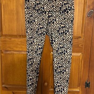 Victoria's Secret Leopard Print Leggings - Black and Tan - Like New!  Lots of th